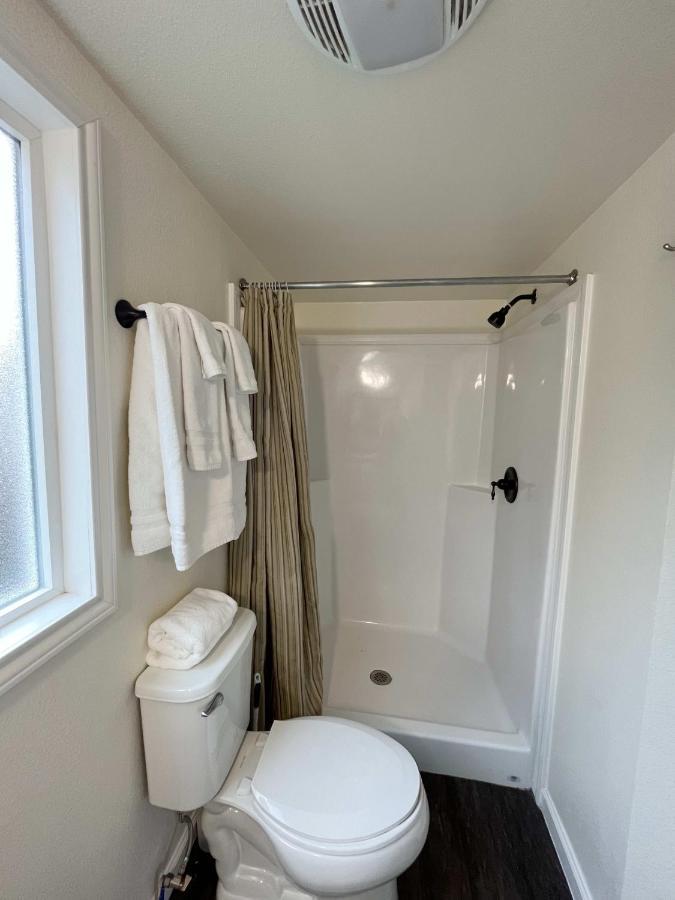 Cedar Tiny Home Уудланд Парк Екстериор снимка